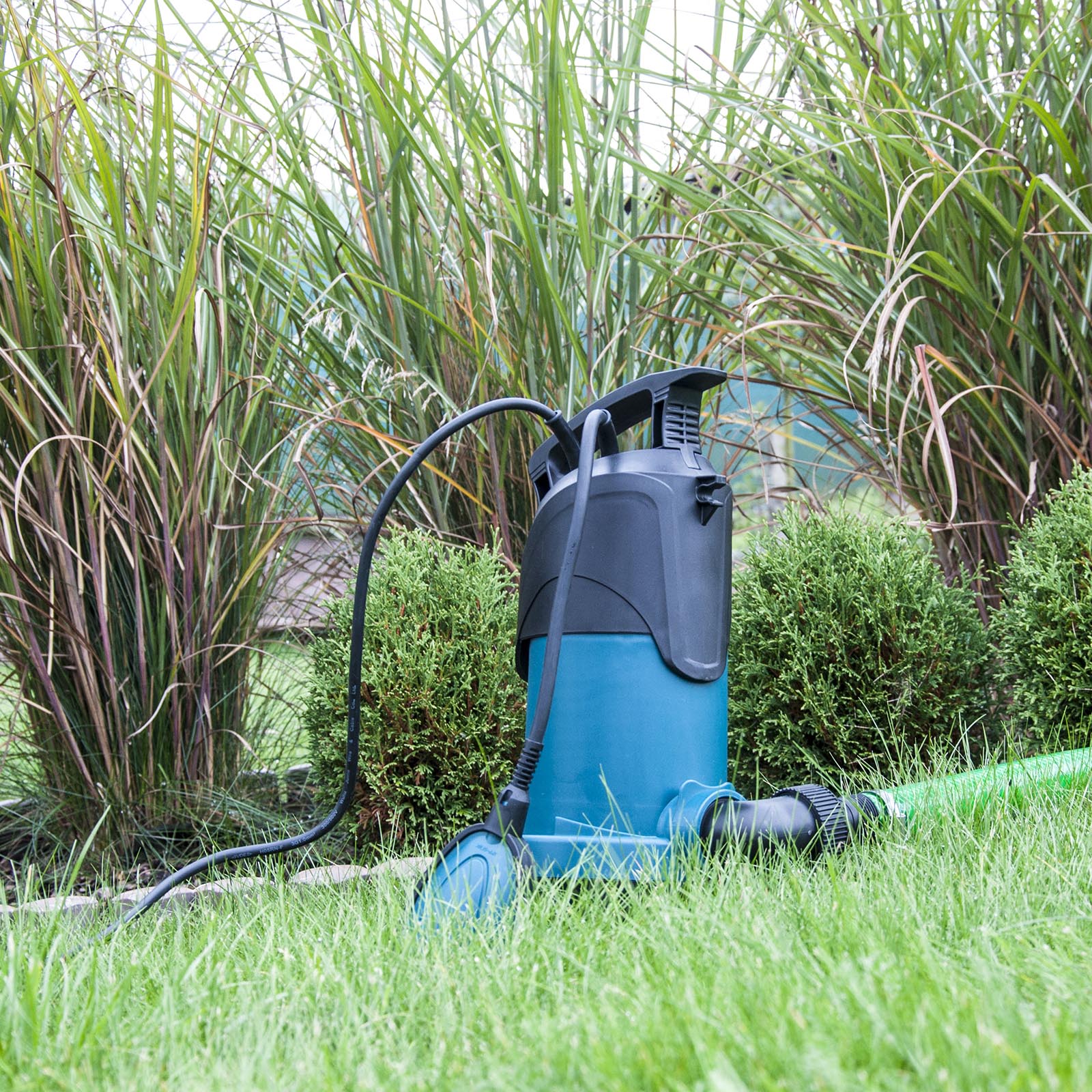 XTline Ponorné čerpadlo 750W XT11750