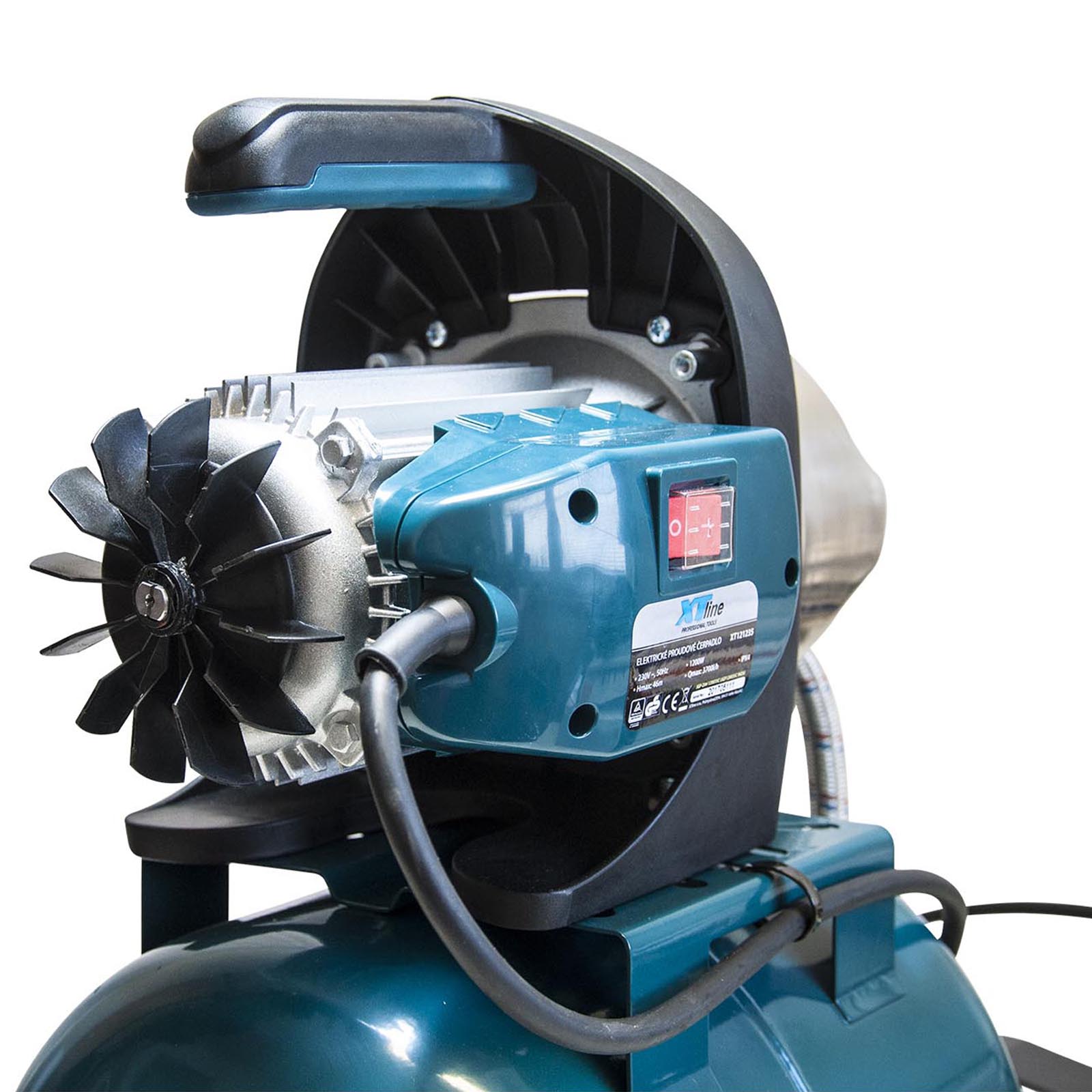 XTline Proudové čerpadlo s tlakovou nádobou 1200W XT121235
