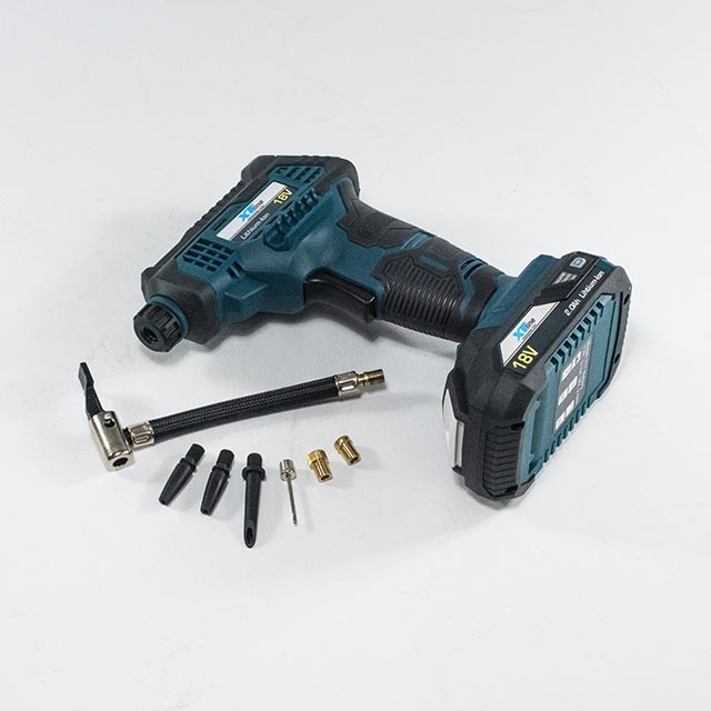 XTline Aku kompresor 18V + příslušenství XT102775