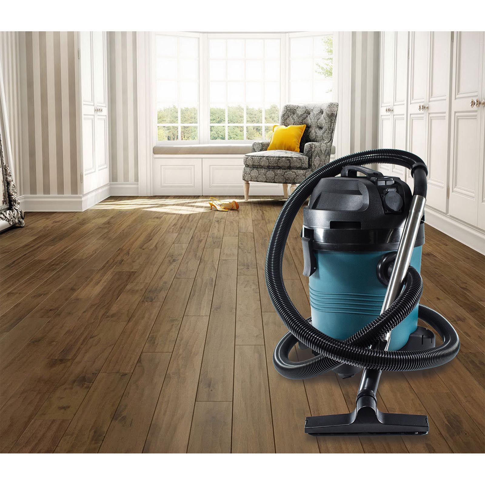 XTline Průmyslový vysavač na suché a mokré vysávání s příslušenstvím 1400W XT102819
